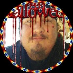 Meet your Posher, Tee